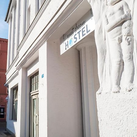 Sweet Dream Hostel & Pension - Self Check-In Гюстров Экстерьер фото